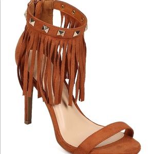 NWOT WILD  DIVA suede open toe fringe studded heel